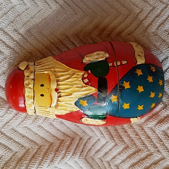 Nesting Dogs In Santa - Picture 2 of 15